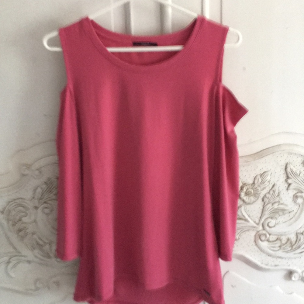 Tahari cold shoulder top